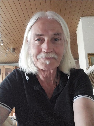Holger Kiefer Priester Schamane von Priester-Schamane.de